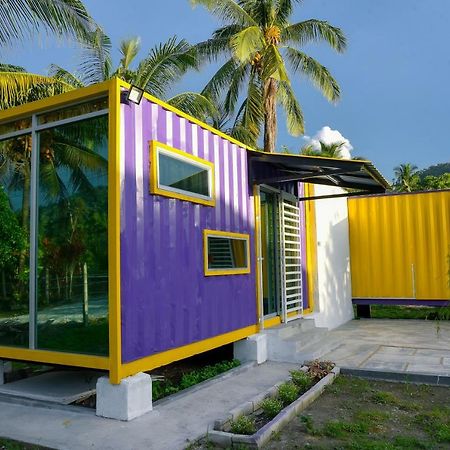 Purple Cube At Lumut Cube Homestay Kontena Dış mekan fotoğraf